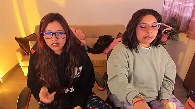 Verolake online show from November 21, 2025, 9:13 pm