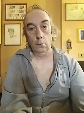 Snapshot of bi_dare chatting on March 27, 2026, 11:54 am bi dare online show from March 27, 2026, 11:54 am