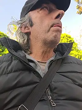 Snapshot of bi_dare chatting on April 4, 2026, 4:48 pm bi dare online show from April 4, 2026, 4:48 pm