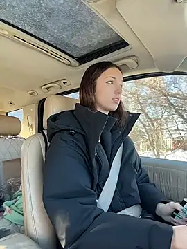 DollyTall online show from January 15, 2026, 9:14 am