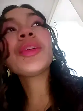 Camilla Miller01 online show from September 25, 2025, 1:59 pm