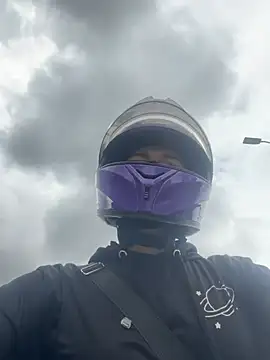 Camilla Miller01 online show from April 17, 2026, 6:00 pm