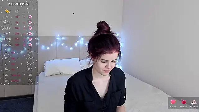 Snapshot of Infinity_Ti chatting on January 11, 2026, 2:05 am Infinity Ti online show from January 11, 2026, 2:05 am