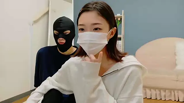 Miko-ooo online show from September 15, 2025, 7:41 am