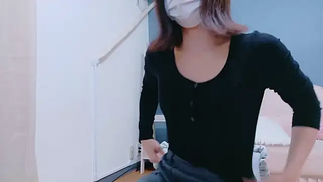 Miko-ooo online show from September 24, 2025, 1:14 pm