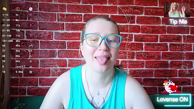 CitrusBlissss online show from June 4, 2026, 2:06 am
