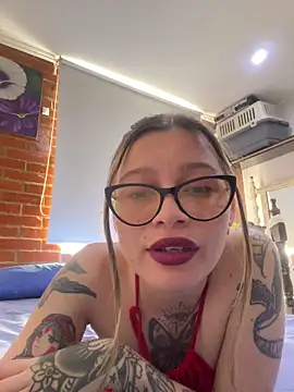 Snapshot of KoraSweett chatting on February 4, 2026, 8:25 pm KoraSweett online show from February 4, 2026, 8:25 pm