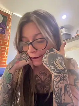 Snapshot of KoraSweett chatting on February 17, 2026, 7:31 pm KoraSweett online show from February 17, 2026, 7:31 pm