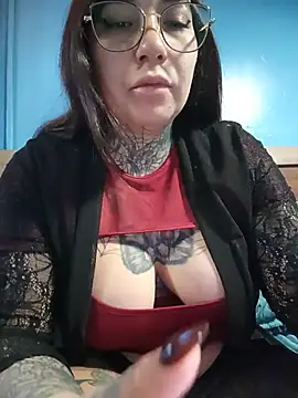 d4rk sweet online show from August 4, 2026, 2:52 pm