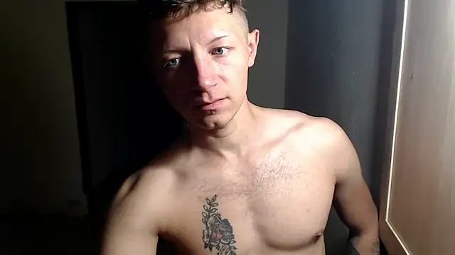 BlondZilla online show from April 19, 2026, 4:01 am