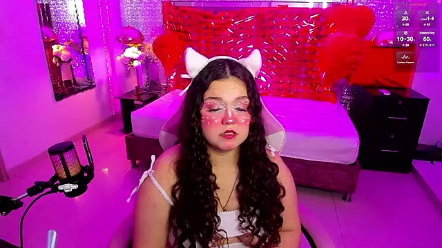 ShylySweet online show from February 17, 2026, 5:59 am