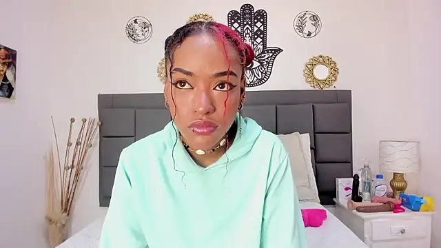 Snapshot of summer_williams18 chatting on January 15, 2026, 1:26 pm summer williams18 online show from January 15, 2026, 1:26 pm