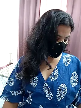 Snapshot of Aavya_007 chatting on October 13, 2025, 3:50 am Aavya 007 online show from October 13, 2025, 3:50 am