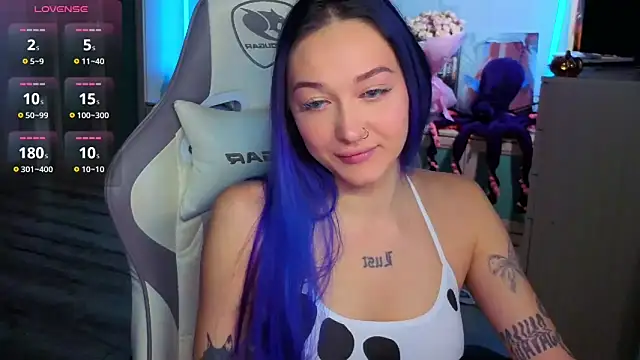 Im suka online show from November 25, 2025, 2:44 am