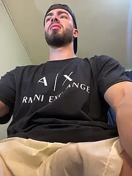 MaxDell online show from December 20, 2025, 5:14 am