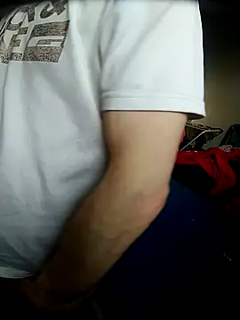 Snapshot of Wilsonn86 chatting on February 3, 2026, 9:03 am Wilsonn86 online show from February 3, 2026, 9:03 am