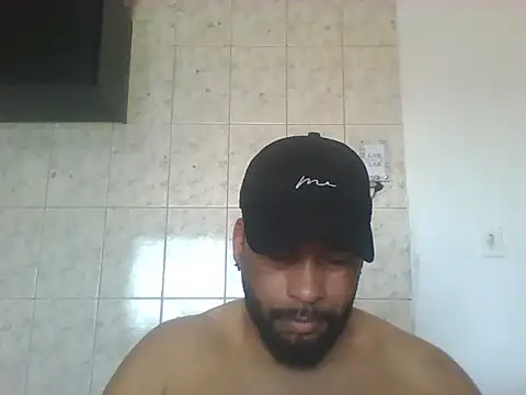 OliveiraSeven online show from July 21, 2026, 5:26 pm