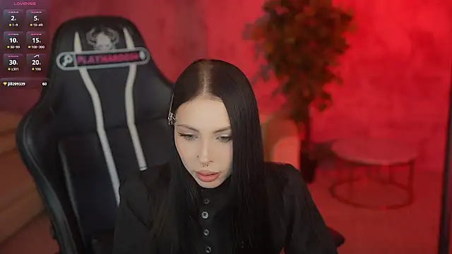 Snapshot of VivianSweet_ chatting on May 31, 2026, 11:06 am VivianSweet online show from May 31, 2026, 11:06 am