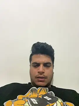 Snapshot of Noam7080z chatting on February 19, 2026, 1:12 am Noam7080z online show from February 19, 2026, 1:12 am