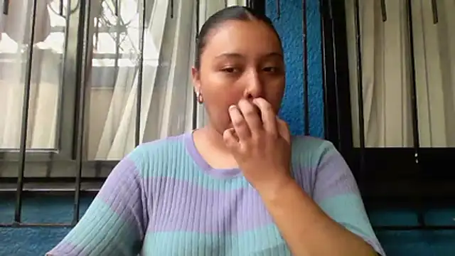 Snapshot of ALANA_150 chatting on November 15, 2025, 1:40 pm ALANA 150 online show from November 15, 2025, 1:40 pm