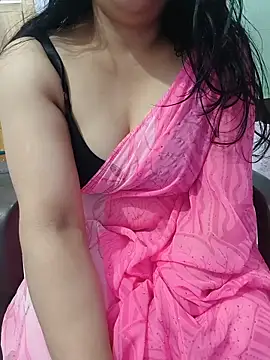 Snapshot of roshni_agrawal0 chatting on June 5, 2026, 7:58 am roshni agrawal0 online show from June 5, 2026, 7:58 am