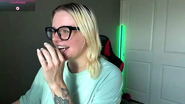 Charlies world online show from September 26, 2025, 5:50 pm