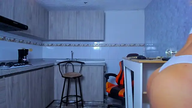 ZaiMoon  online show from November 22, 2025, 7:57 pm