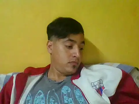 Snapshot of RVJM chatting on November 4, 2025, 11:48 pm RVJM online show from November 4, 2025, 11:48 pm