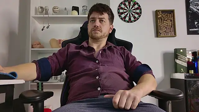 aaron nvk online show from February 8, 2026, 5:33 am