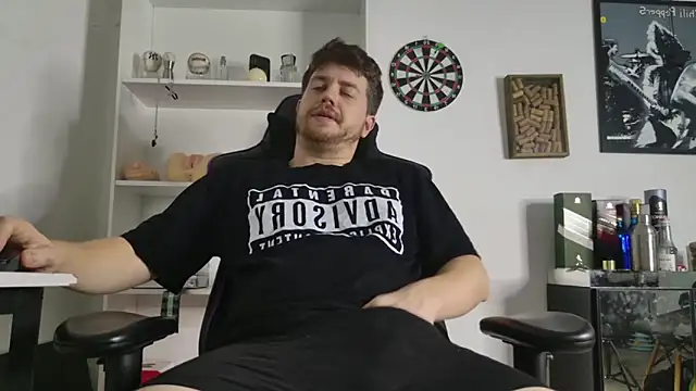 aaron nvk online show from March 6, 2026, 6:10 am