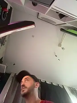 goncas23 online show from October 5, 2025, 9:51 am