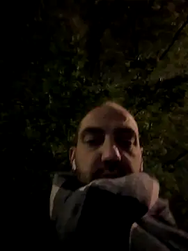 goncas23 online show from October 9, 2025, 3:26 am