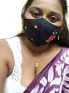 Pavani-Sexy online show from December 19, 2025, 5:42 pm