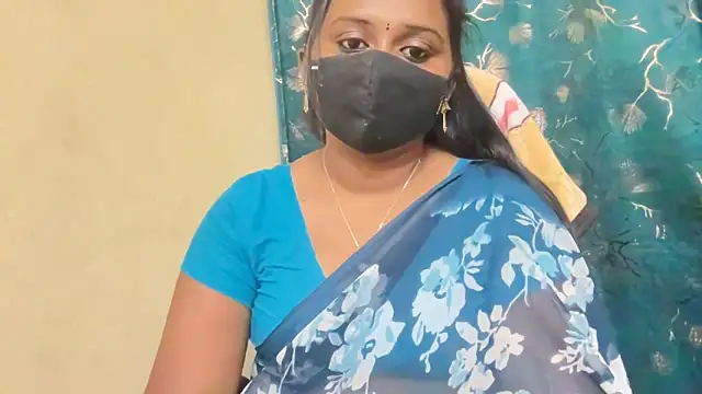 Snapshot of Pavani-Sexy chatting on April 26, 2026, 5:32 pm Pavani-Sexy online show from April 26, 2026, 5:32 pm