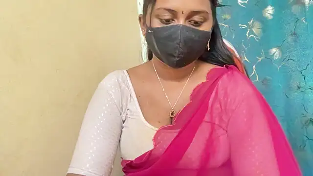 Snapshot of Pavani-Sexy chatting on April 30, 2026, 9:48 am Pavani-Sexy online show from April 30, 2026, 9:48 am