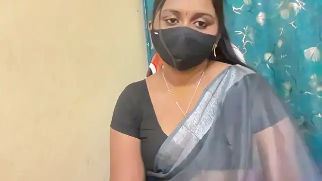 Snapshot of Pavani-Sexy chatting on May 5, 2026, 5:54 pm Pavani-Sexy online show from May 5, 2026, 5:54 pm