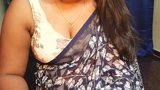 Pavani-Sexy online show from June 27, 2026, 4:06 am