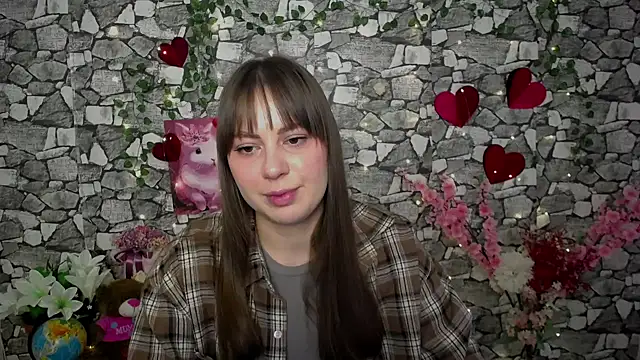 Amanda Bright  online show from November 9, 2025, 7:39 am