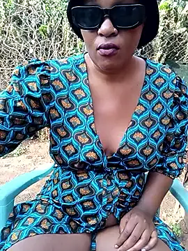 sweetLady89 online show from November 10, 2025, 4:33 am