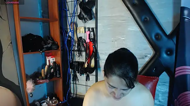 Valeria de leon online show from March 13, 2026, 1:29 pm