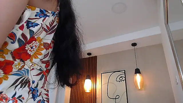 Snapshot of Lia_Mar_ chatting on May 2, 2026, 6:57 pm Lia Mar online show from May 2, 2026, 6:57 pm
