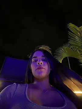 BellaLeclair online show from February 16, 2026, 12:51 am