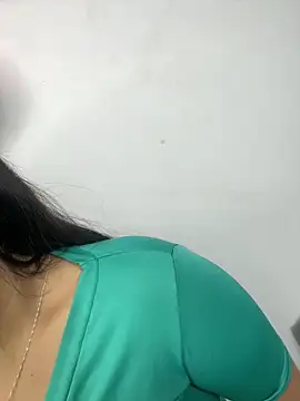 meli  brown online show from February 3, 2026, 3:26 am