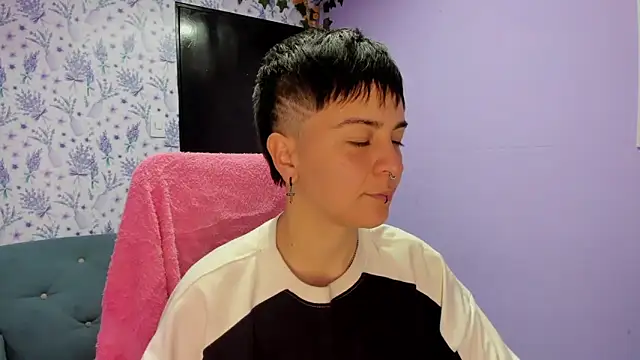  Hannah Hot online show from October 29, 2025, 1:41 am