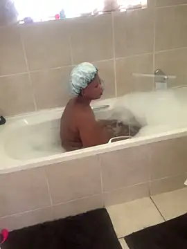 jayjayja19 online show from February 22, 2026, 7:19 am