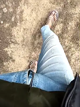 OmeningFurorji online show from February 3, 2026, 10:20 am