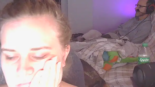 Snapshot of Sexyblonde12344 chatting on December 4, 2025, 4:59 pm Sexyblonde12344 online show from December 4, 2025, 4:59 pm