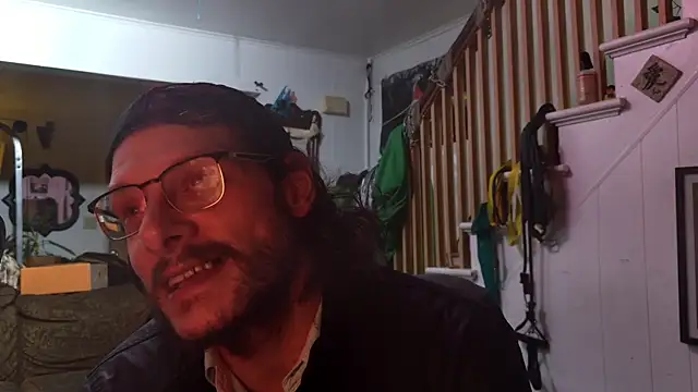 MasterDaddyCool online show from November 26, 2025, 4:35 am