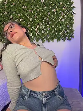 Katheerine online show from January 18, 2026, 1:09 am