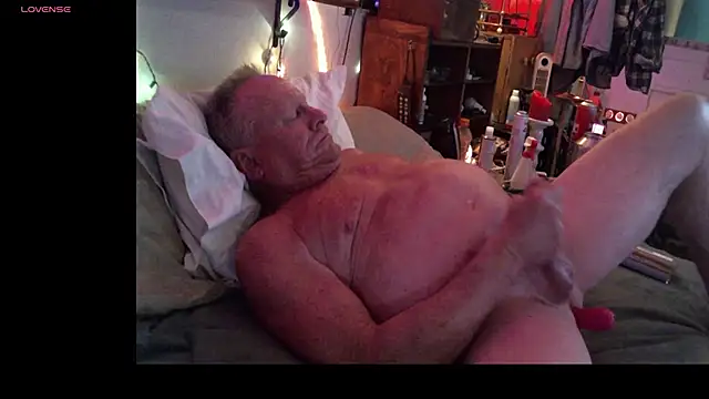 Pussyeat2please online show from January 9, 2026, 10:51 am